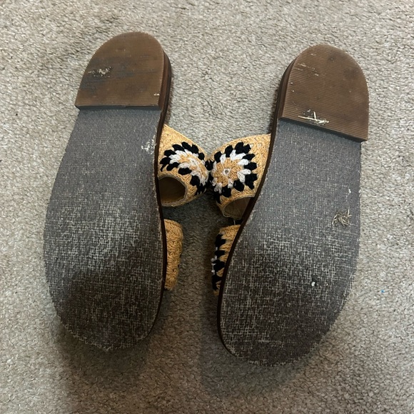 Free People Crocheted sandals - Picture 2 of 3